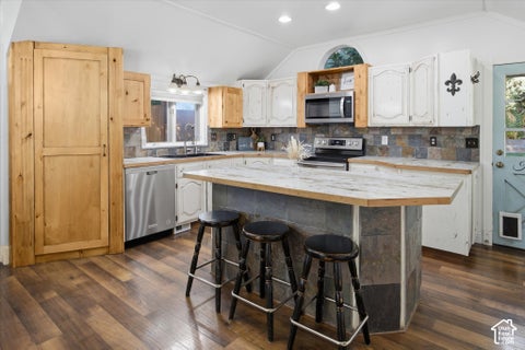Tiny photo for 696 E 2550 N, North Ogden, UT 84414 (MLS # 2188451)