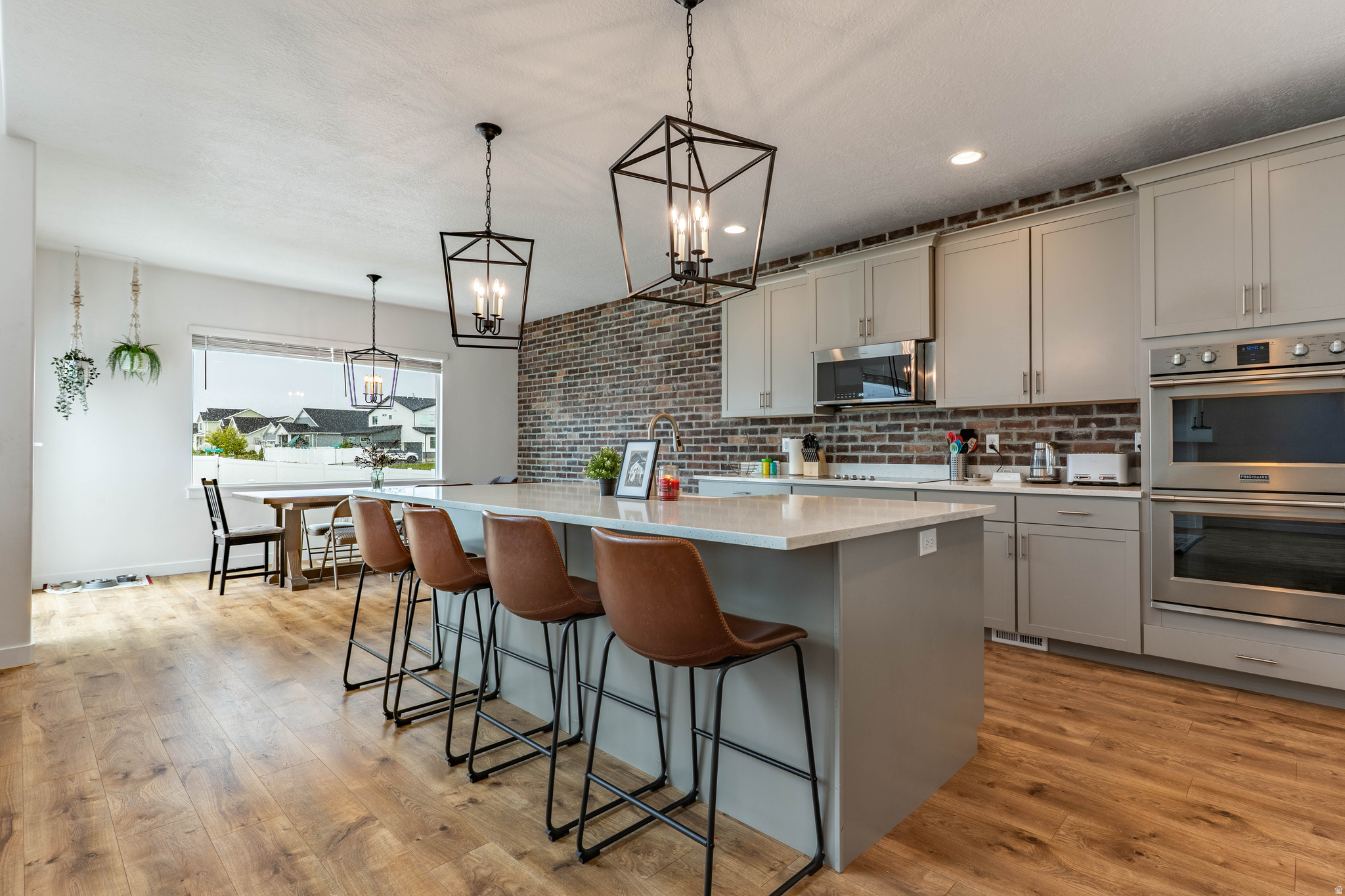 LEGACY FARMS - Residential