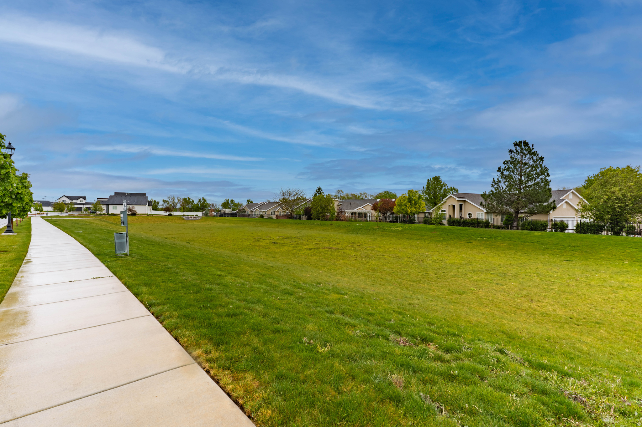 LEGACY FARMS - Residential