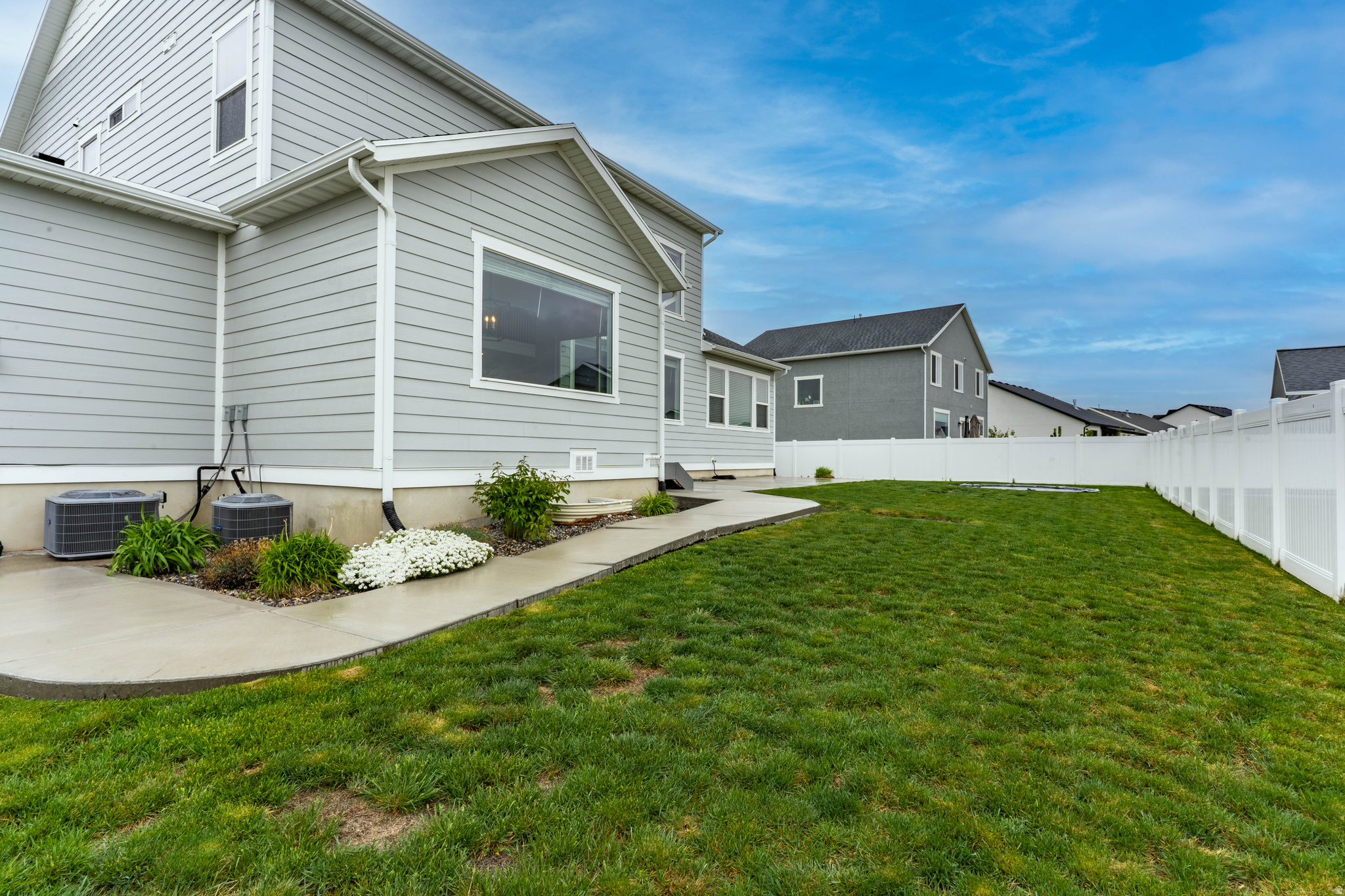 LEGACY FARMS - Residential