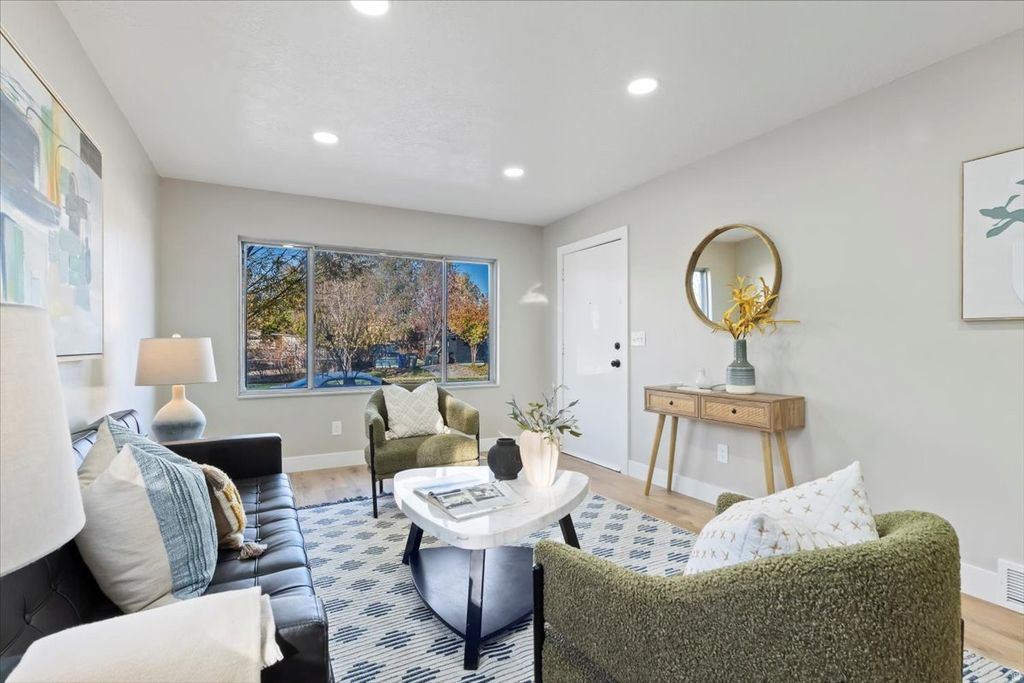 Photo of 1209 W 700 S, Salt Lake City, UT 84104 (MLS # 2122642)