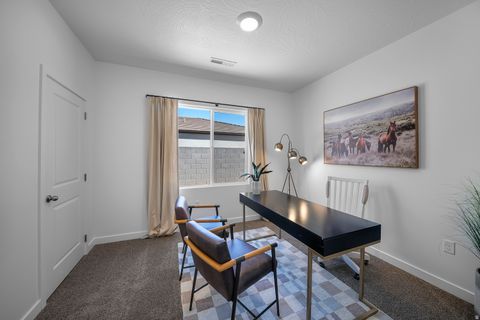 Tiny photo for 1592 S SINAWAVA DR #4153, Washington, UT 84780 (MLS # 2155059)