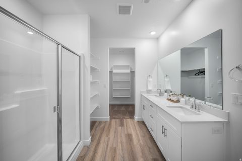 Tiny photo for 1592 S SINAWAVA DR #4153, Washington, UT 84780 (MLS # 2155059)