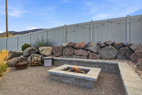 Tiny photo for 688 W BETH CIR, Saratoga Springs, UT 84045 (MLS # 2182384)