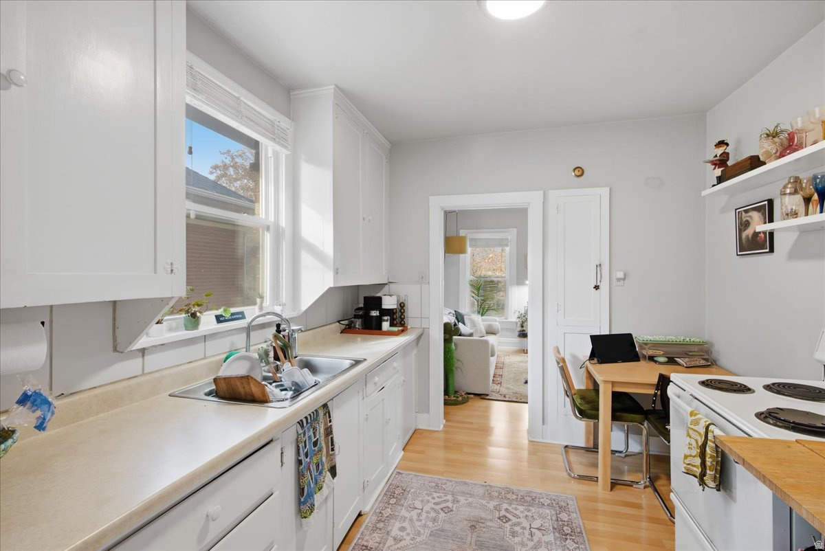 AVENUES - Residential Income