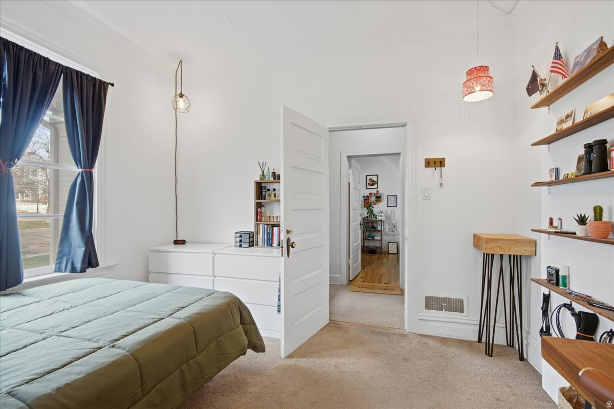 AVENUES - Residential Income