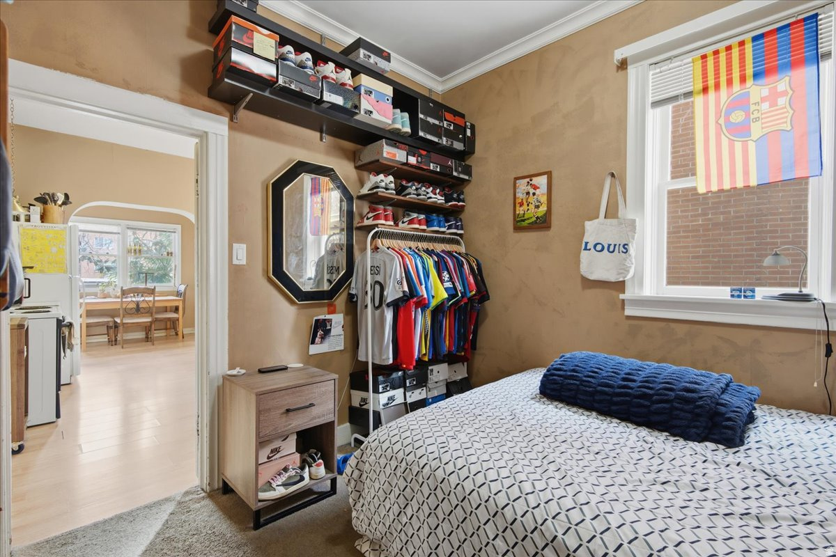 AVENUES - Residential Income