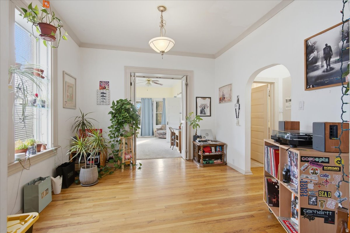 AVENUES - Residential Income