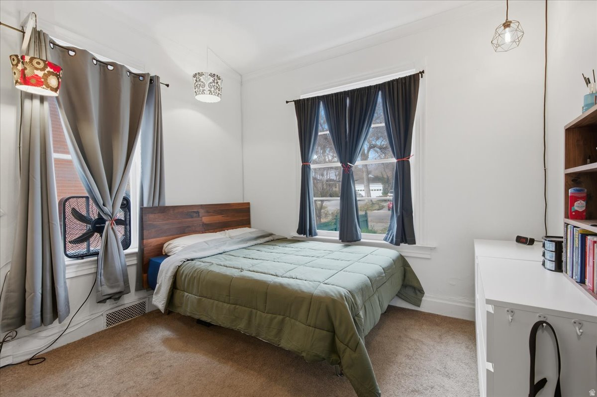 AVENUES - Residential Income