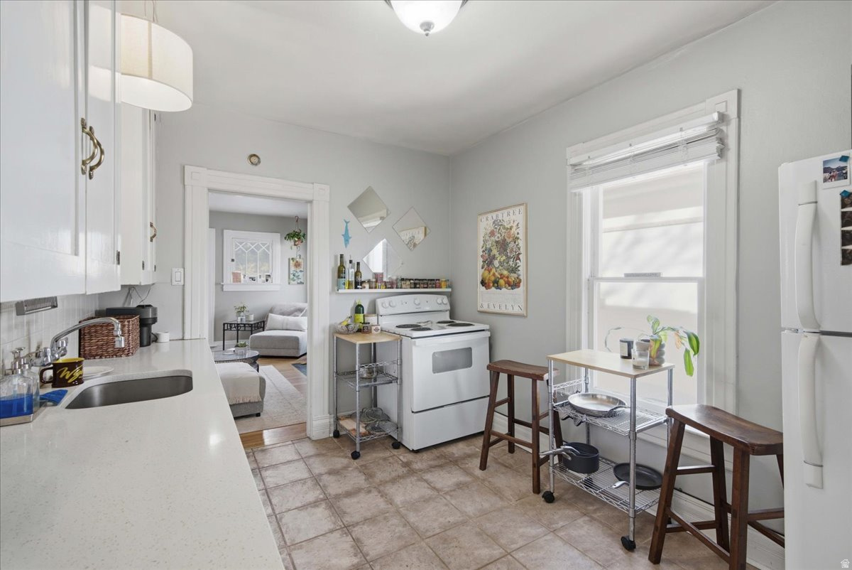 AVENUES - Residential Income