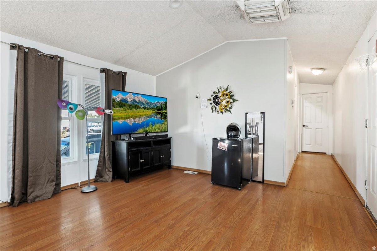 MOUNTAIN VIEW MOBILE HOME PARK - Residential