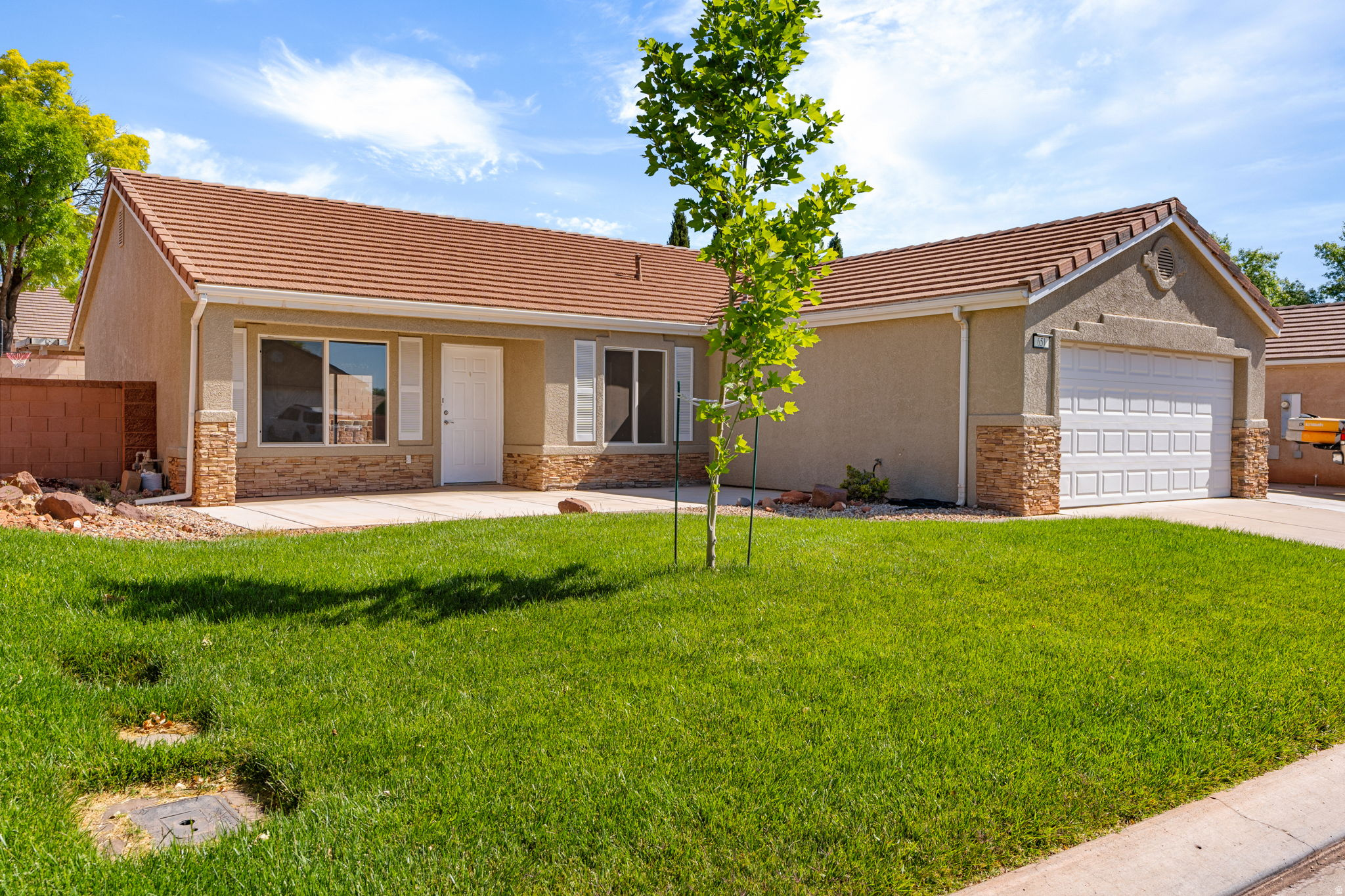 RED ROCK CANYON 1 - Residential