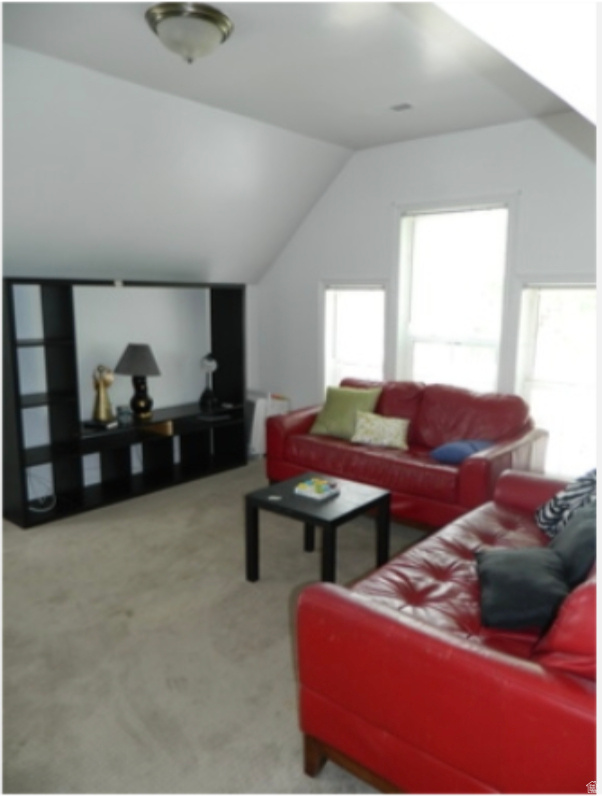 CAPITOL HILL HISTORIC DISTRICT - Residential Income