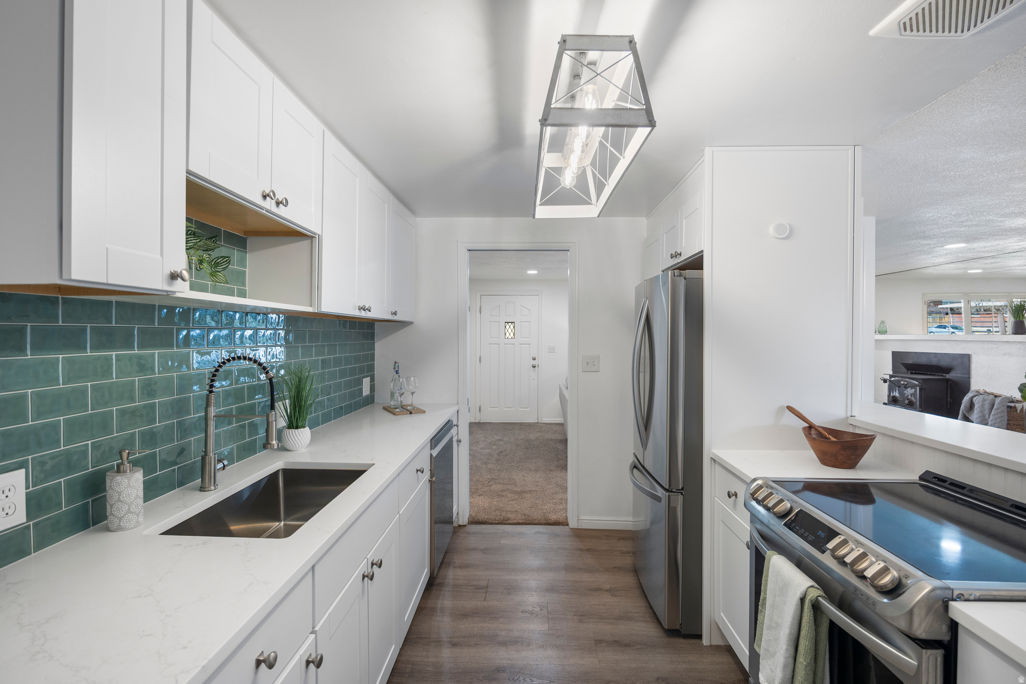 LAKEVIEW - Residential