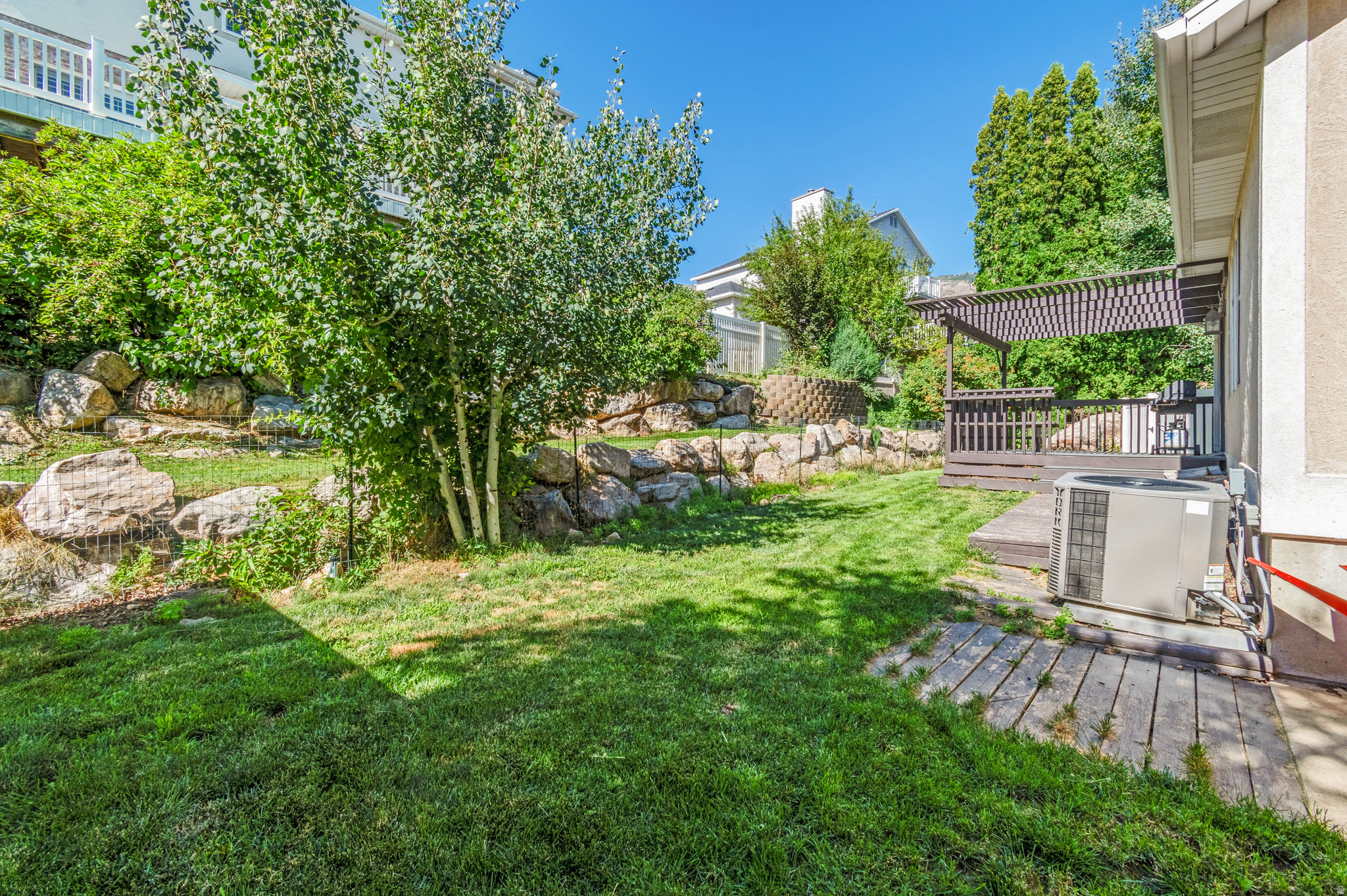 LAKEVIEW HEIGHTS - Residential