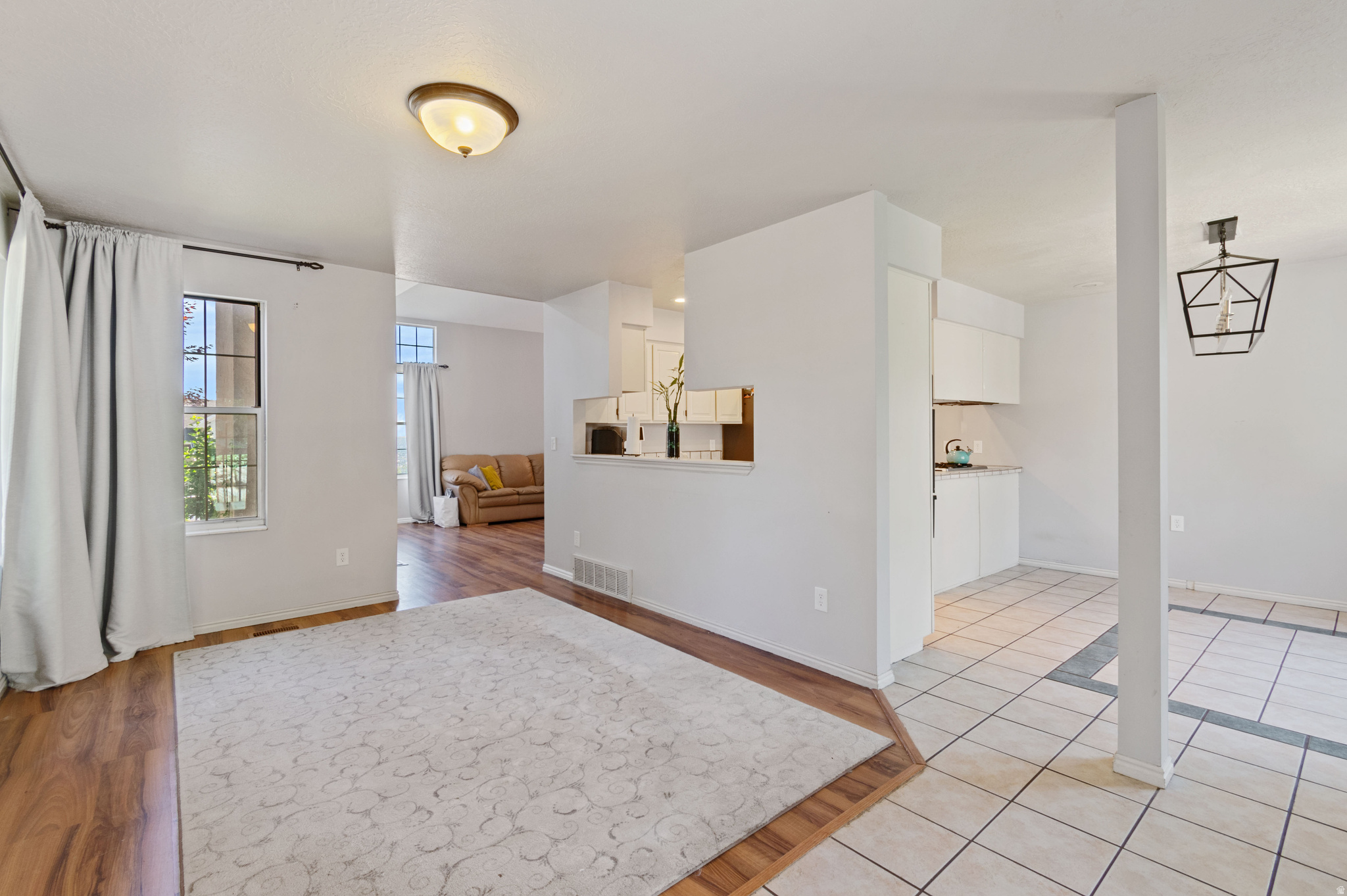 LAKEVIEW HEIGHTS - Residential