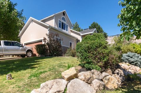 Tiny photo for 466 E 3460 N, North Ogden, UT 84414 (MLS # 2133385)