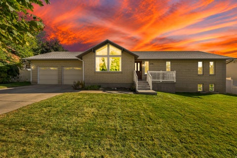 Townhouse For Sale - 1170 E 50<br/> Springville, UT 84663