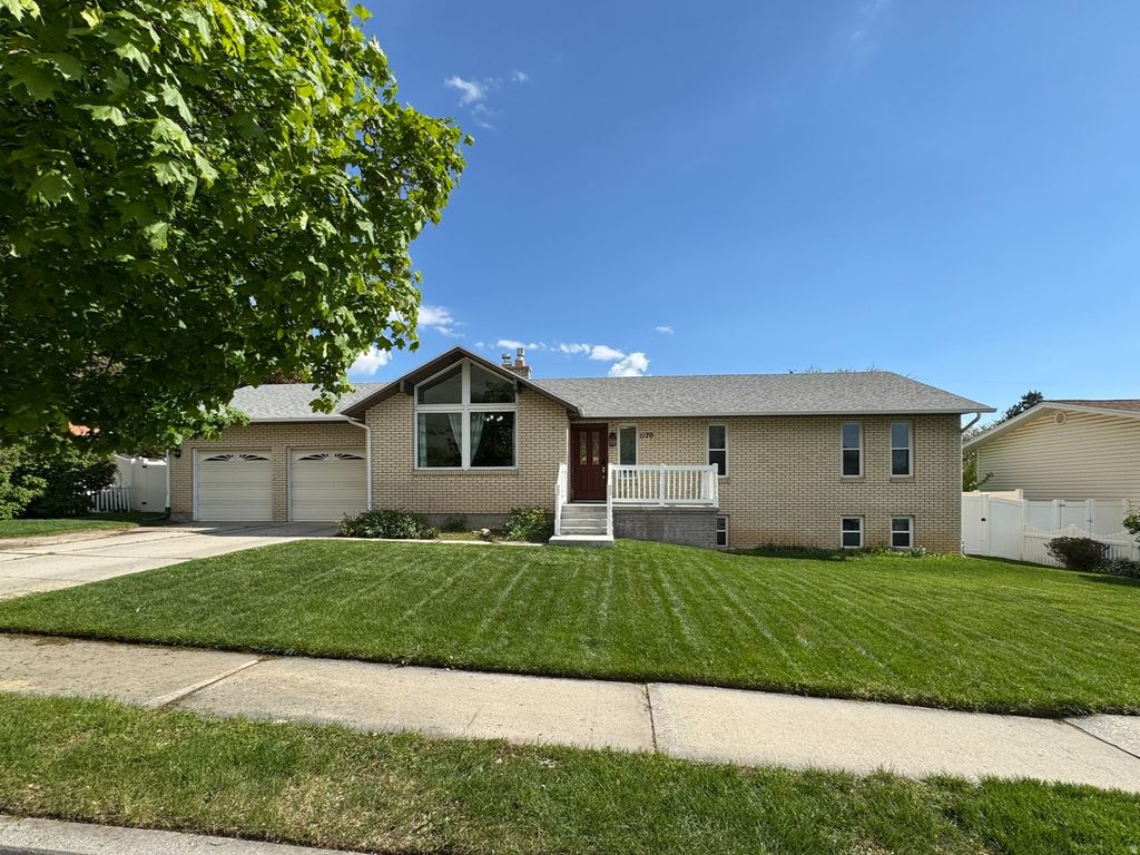 Photo of 1170 E 50 N, Springville, UT 84663 (MLS # 2155058)