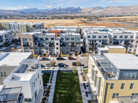 Tiny photo for 11201 S FREESTONE RD W #474, South Jordan, UT 84009 (MLS # 2119065)