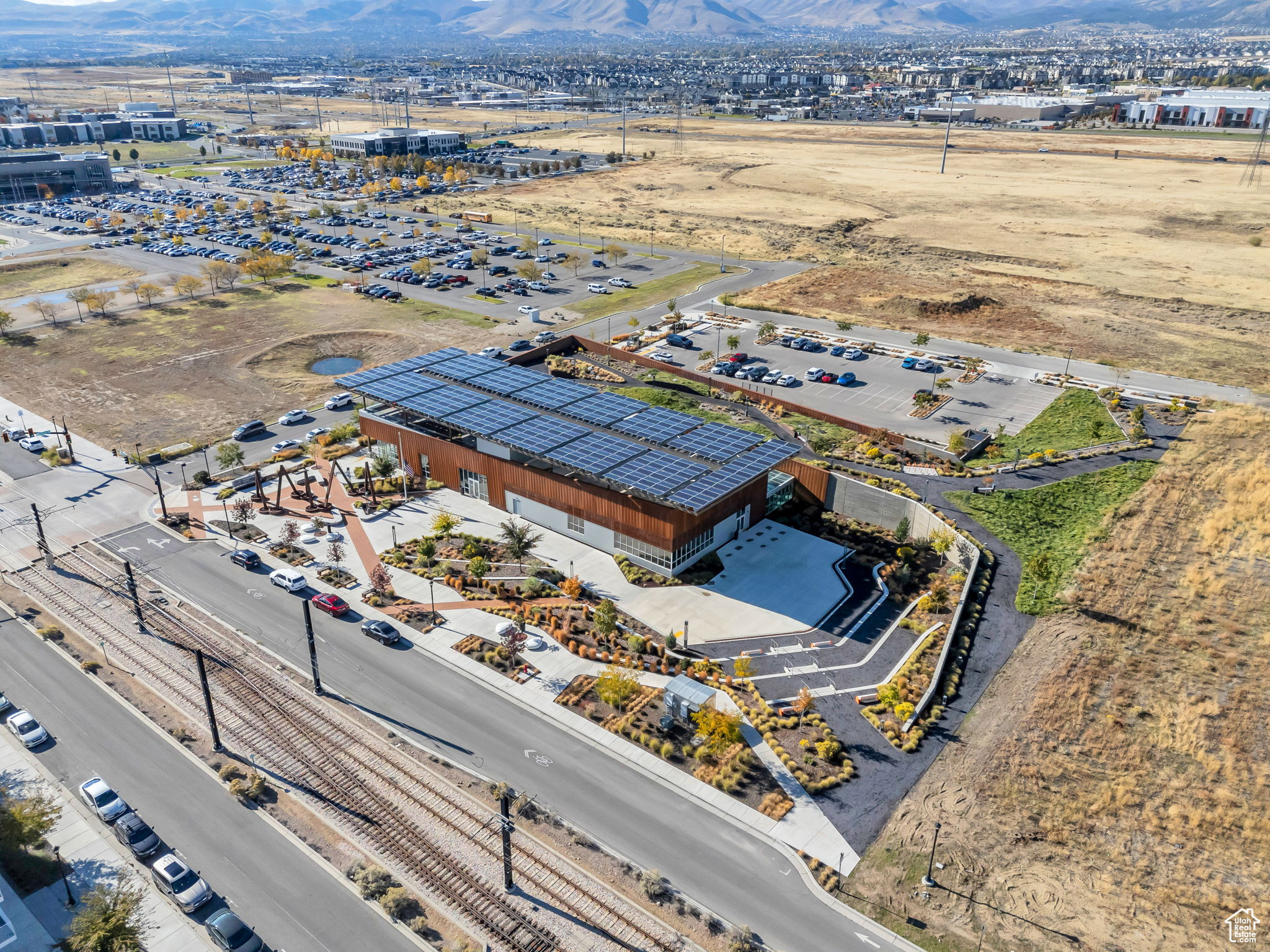 DAYBREAK - Residential