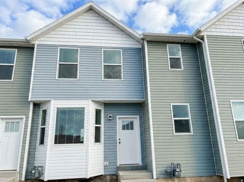 Townhouse For Sale - 522 W 2000<br/> Vernal, UT 84078