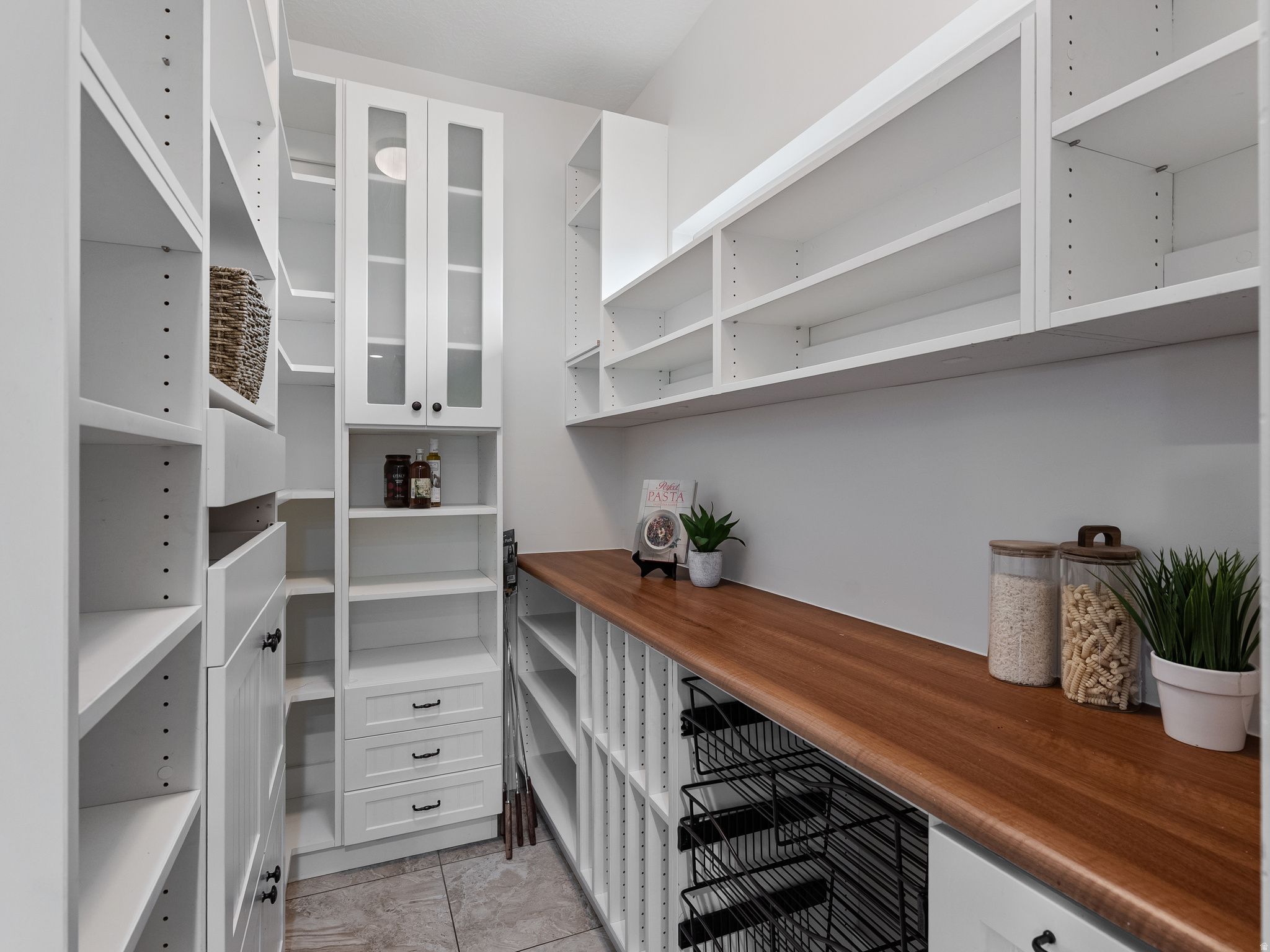 ASPEN CREST - Residential