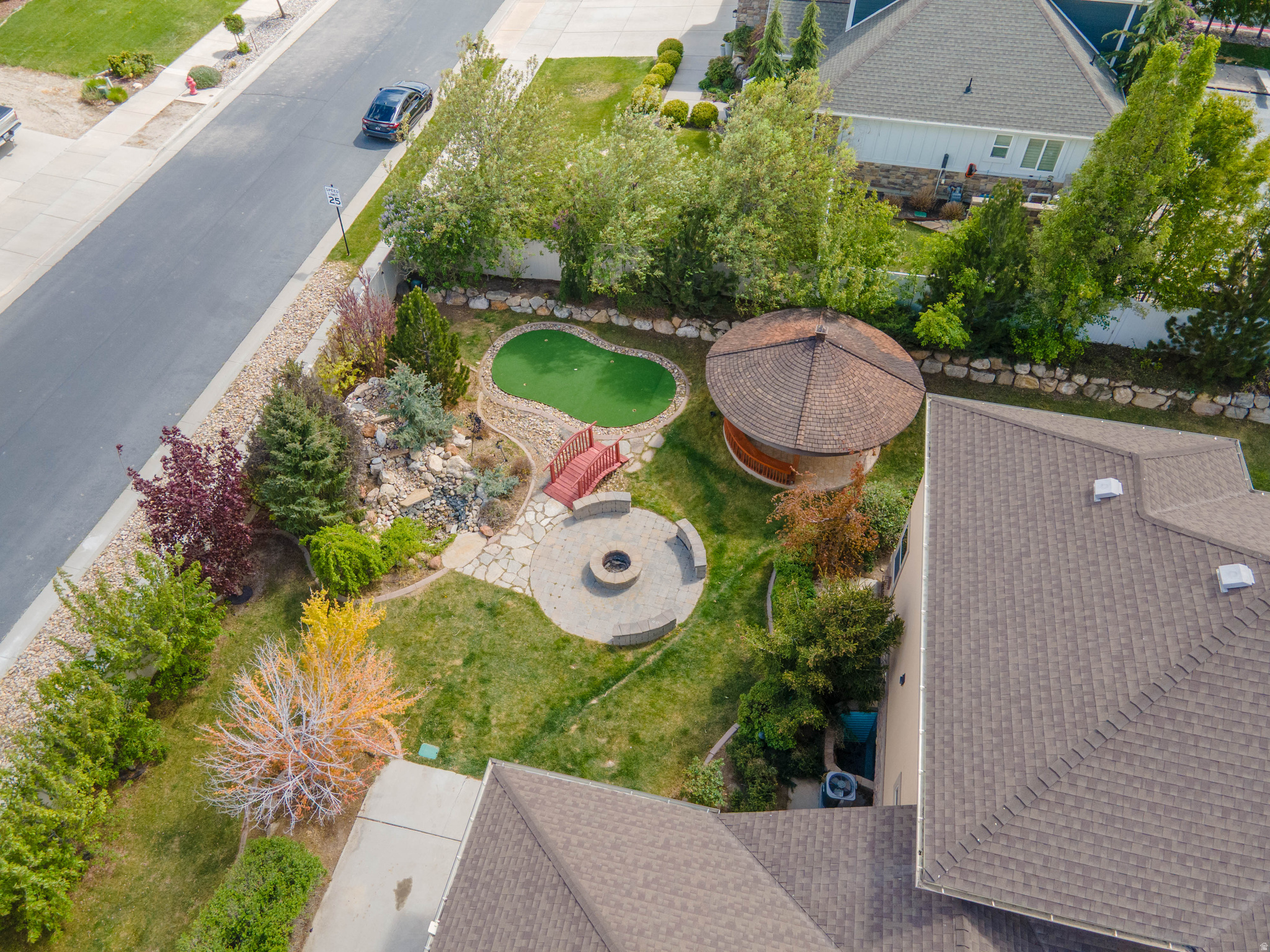 ASPEN CREST - Residential