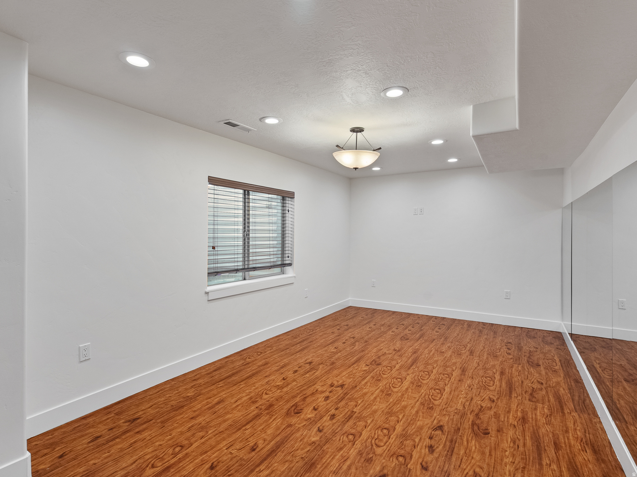 ASPEN CREST - Residential