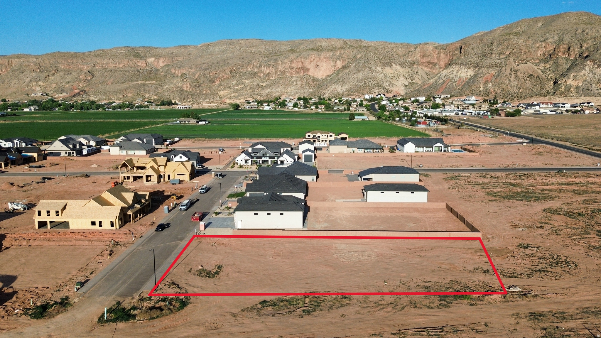 HURRICANE FILEDS ESTATES - Land