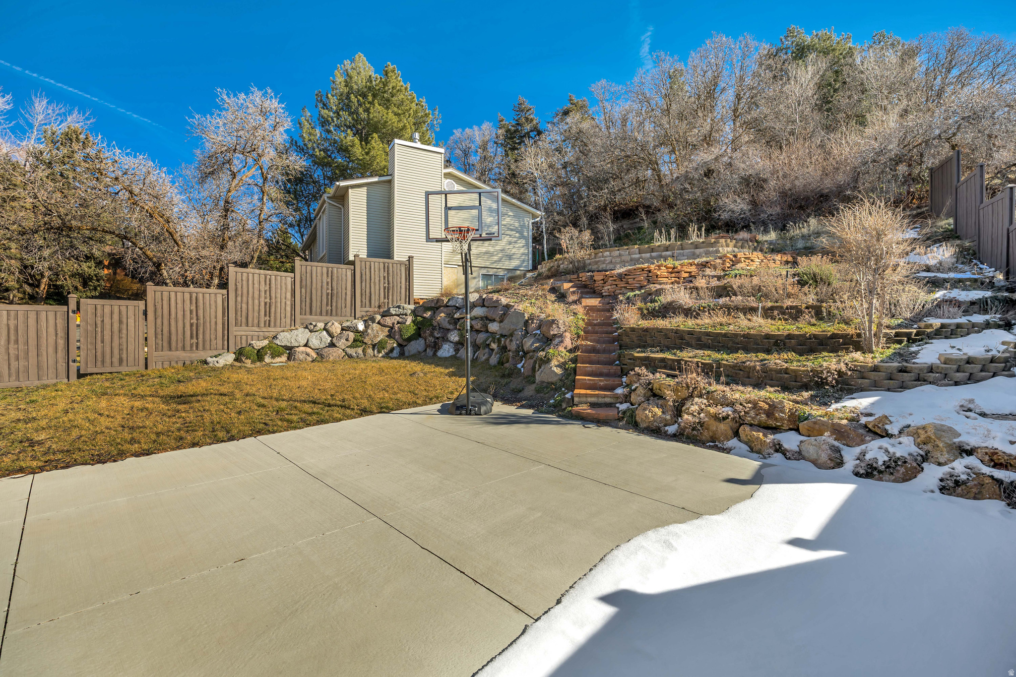 SOUTHLAND TERRACE #7 - Residential