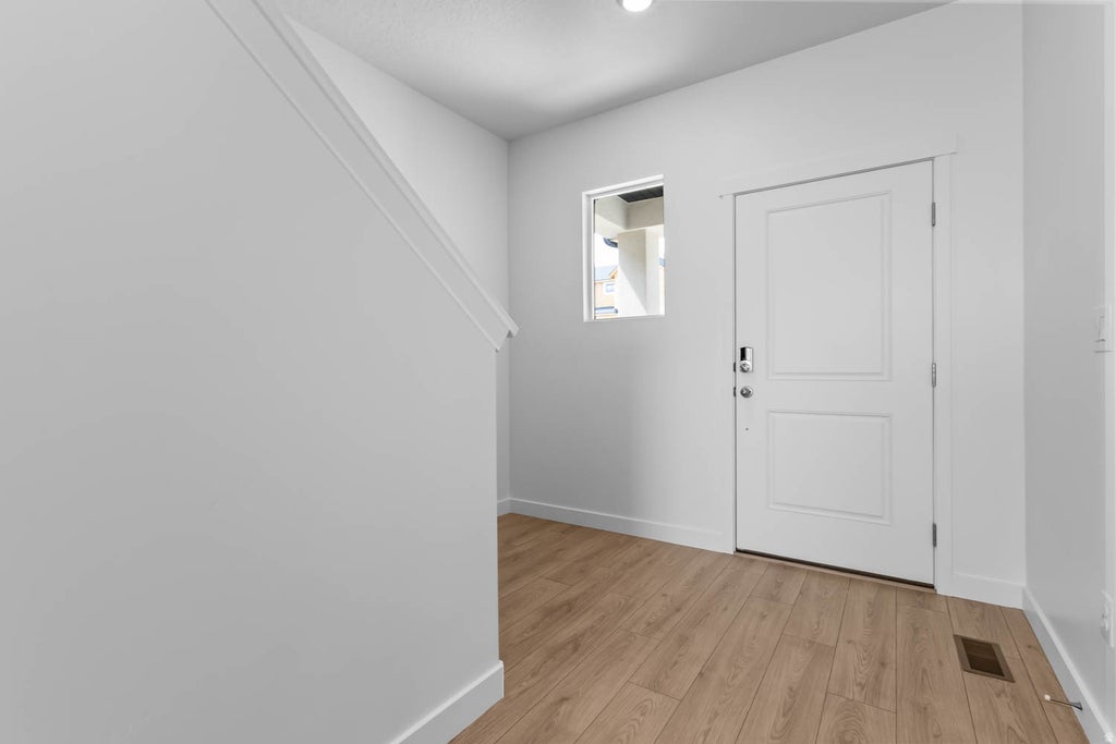 Photo of 646 E LEVENGROVE DR #251, Lehi, UT 84048 (MLS # 2184960)