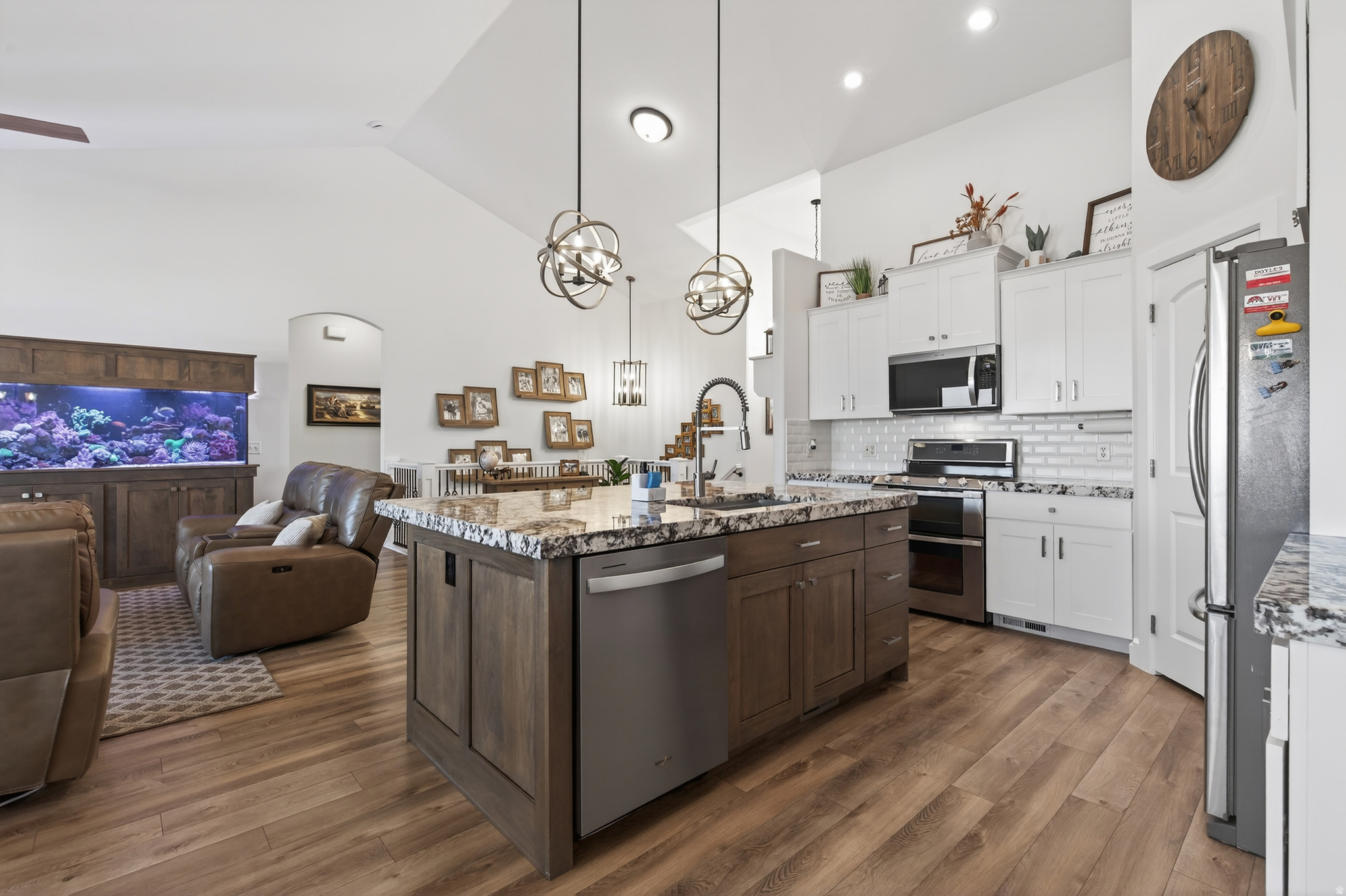 LAKE MOUNTAIN ESTATES - Residential