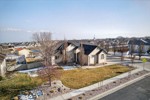 Tiny photo for 3926 S PANORAMA DR, Saratoga Springs, UT 84045 (MLS # 2131064)