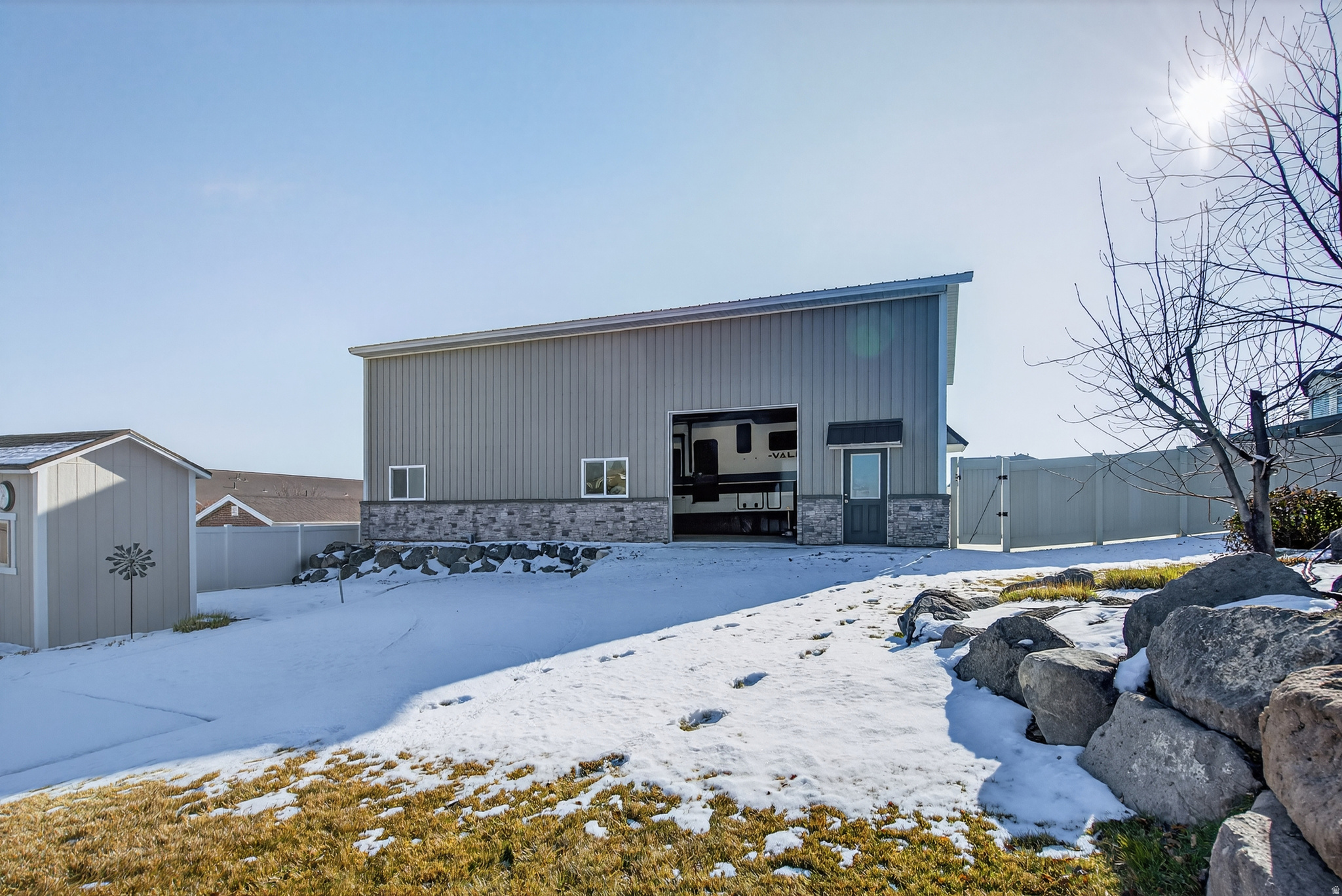 LAKE MOUNTAIN ESTATES - Residential