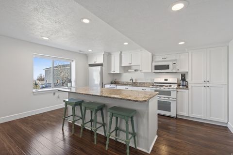 Tiny photo for 3926 S PANORAMA DR, Saratoga Springs, UT 84045 (MLS # 2131064)