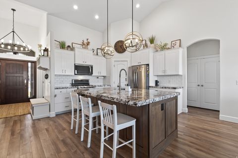 Tiny photo for 3926 S PANORAMA DR, Saratoga Springs, UT 84045 (MLS # 2131064)