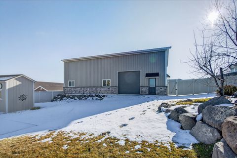 Tiny photo for 3926 S PANORAMA DR, Saratoga Springs, UT 84045 (MLS # 2131064)
