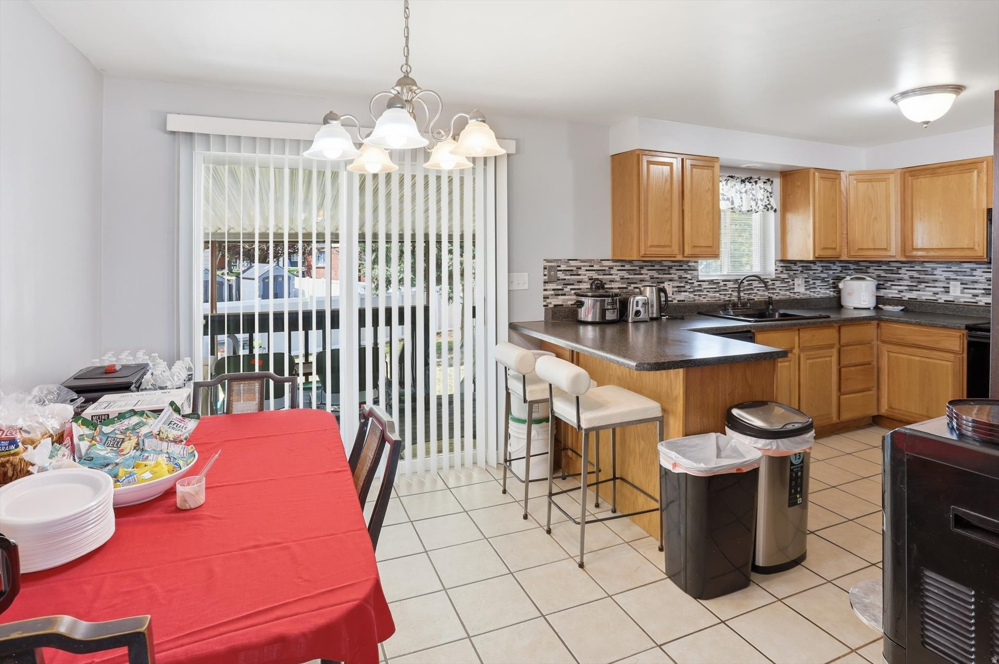 HILLS OF HOMES - Residential