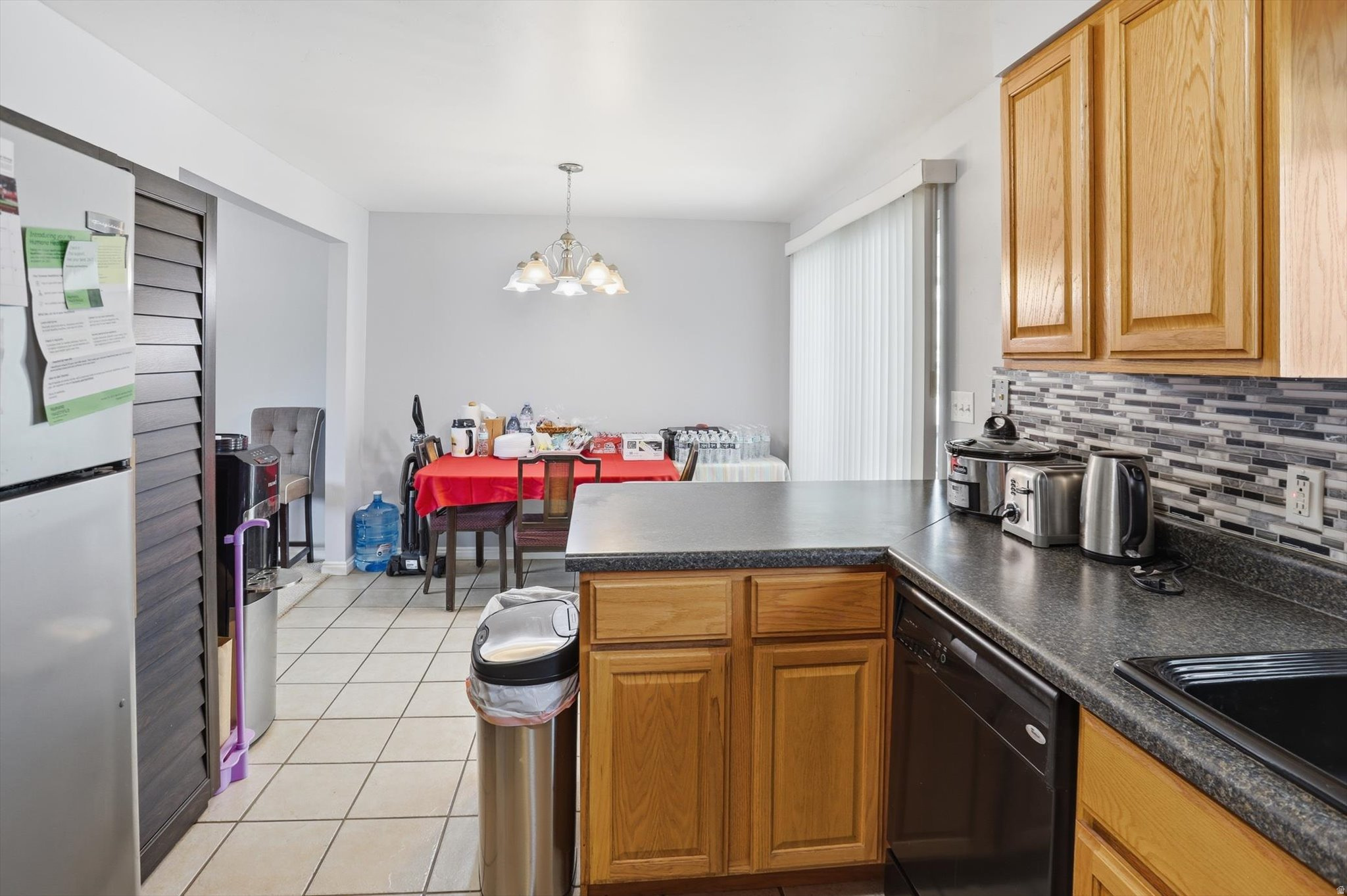 HILLS OF HOMES - Residential