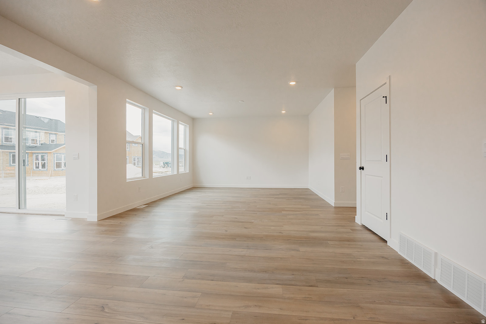 FIREFLY - Residential