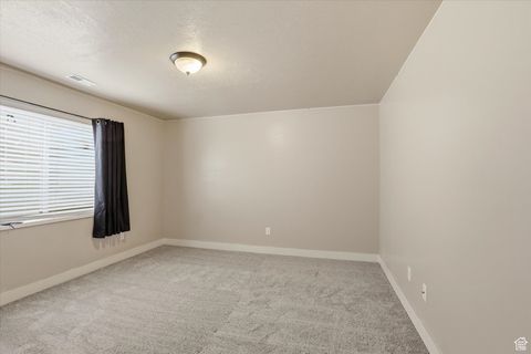 Tiny photo for 774 S ELIZA CT W, Farmington, UT 84025 (MLS # 2118094)