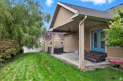 Tiny photo for 774 S ELIZA CT W, Farmington, UT 84025 (MLS # 2118094)