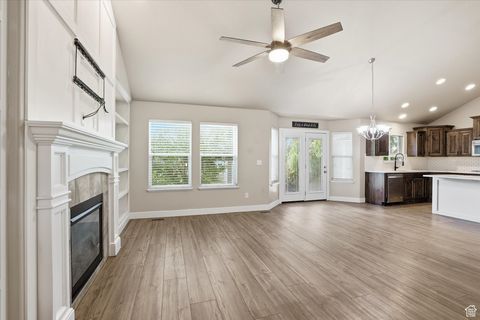 Tiny photo for 774 S ELIZA CT W, Farmington, UT 84025 (MLS # 2118094)