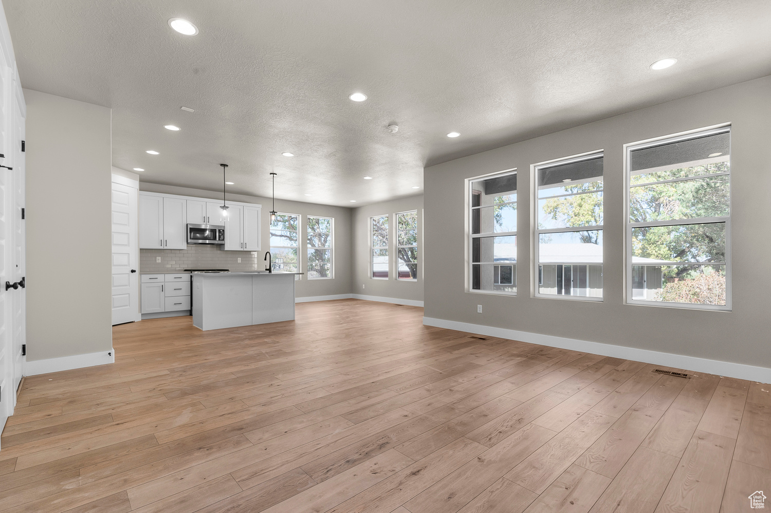 BIG WILLOW CREEK COTTAGE 904 - Residential