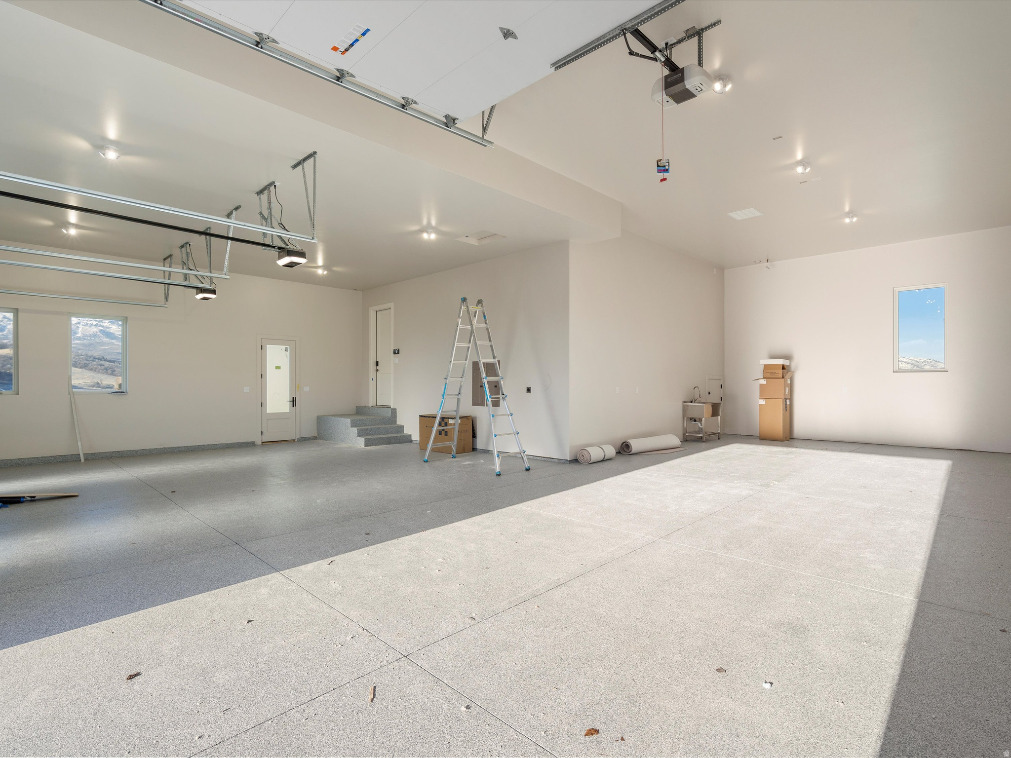 TRAPPER'S CROSSING - Residential