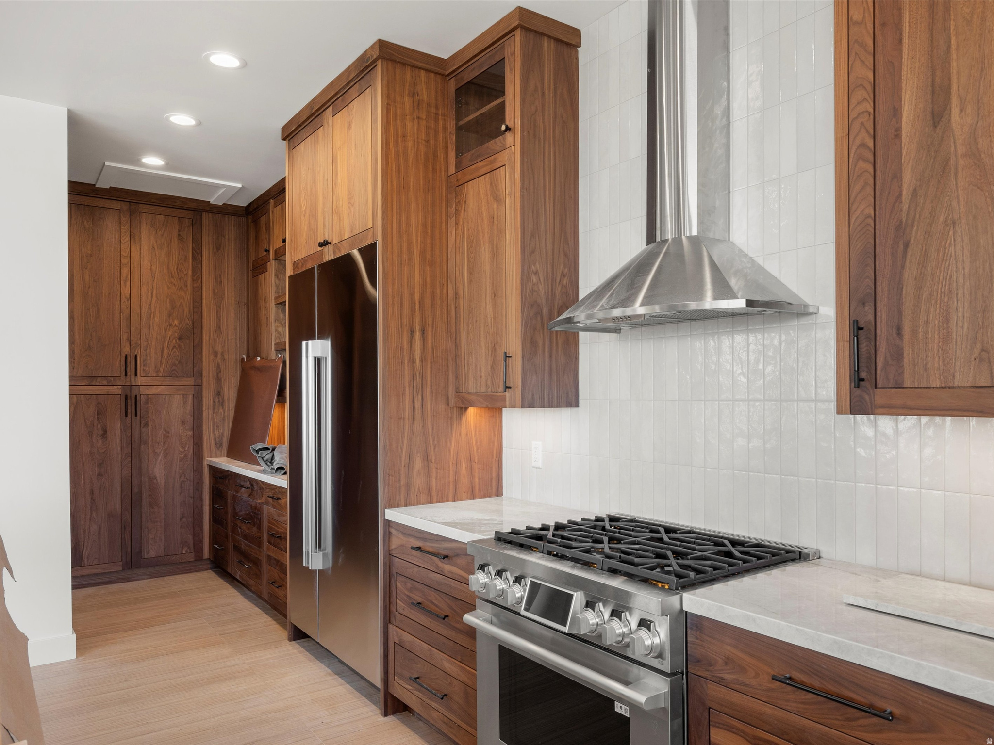 TRAPPER'S CROSSING - Residential