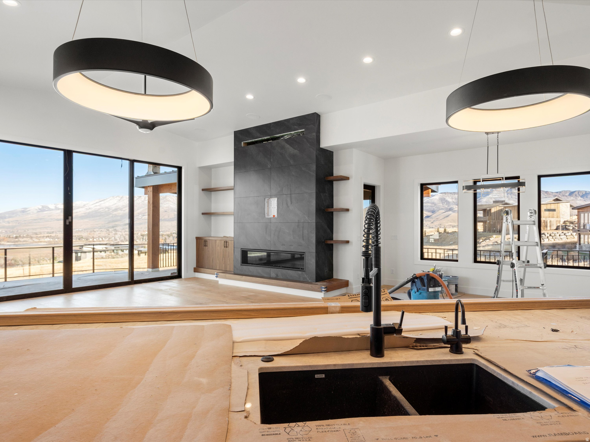 TRAPPER'S CROSSING - Residential