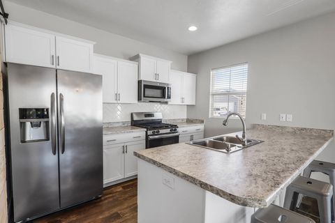Tiny photo for 53 E JUBILEE DR, Saratoga Springs, UT 84045 (MLS # 2137640)