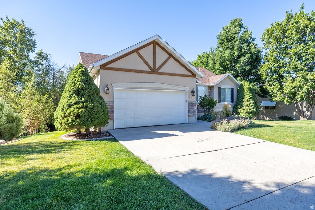 Photo of 4819 E FAIRWAY OAKS (3925 N) DR N, Eden, UT 84310 (MLS # 2181807)